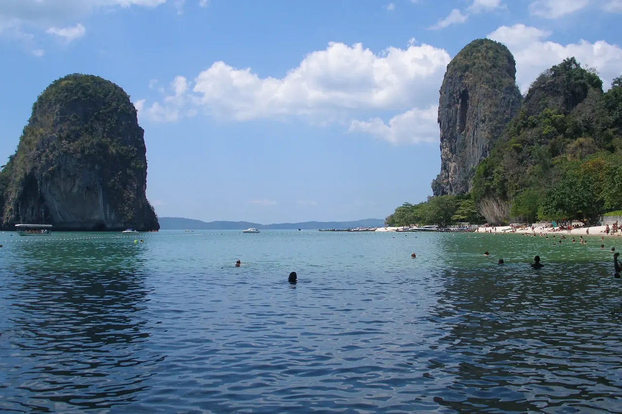 Sea and limestone cliffs at Railay Beach, Krabi